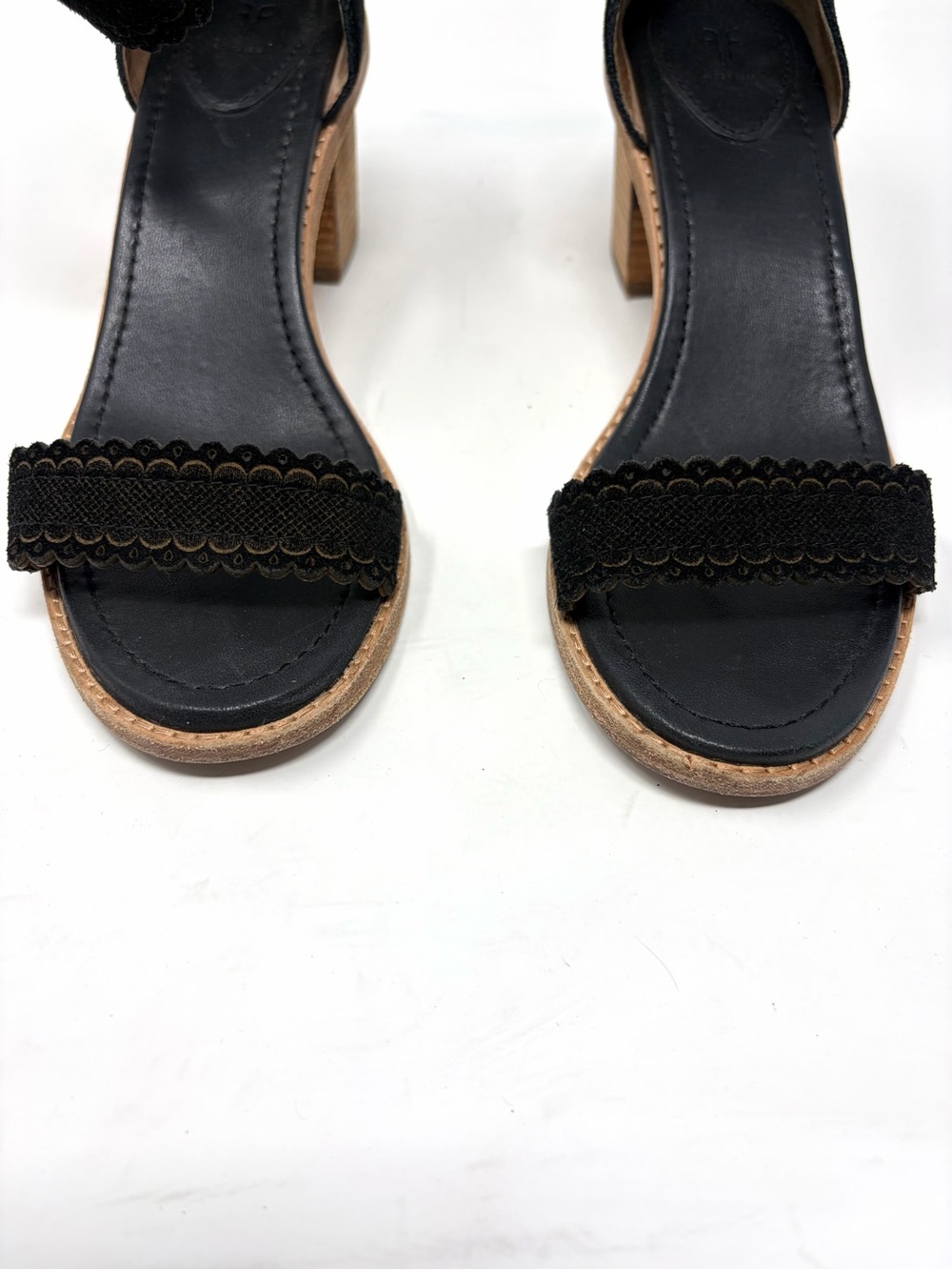 Frye Brielle Scallop Leather Back-Zip Sandals 8.5 - Picture 4 of 9